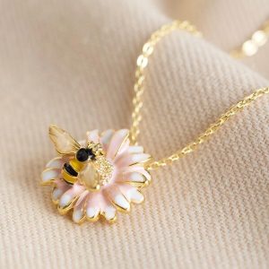 Necklaces | Bee and Daisy Pendant Necklace in Gold – Womens Jewellery Necklaces